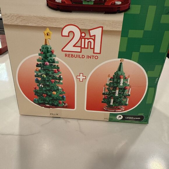 LEGO Seasonal Christmas Tree 2 In 1 Set 40573 BRAND NEW SEALED 784pcs - Picture 4 of 5
